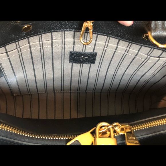 Louis Vuitton Empreinte Montaigne MM  SOLD - Picture 4 of 8